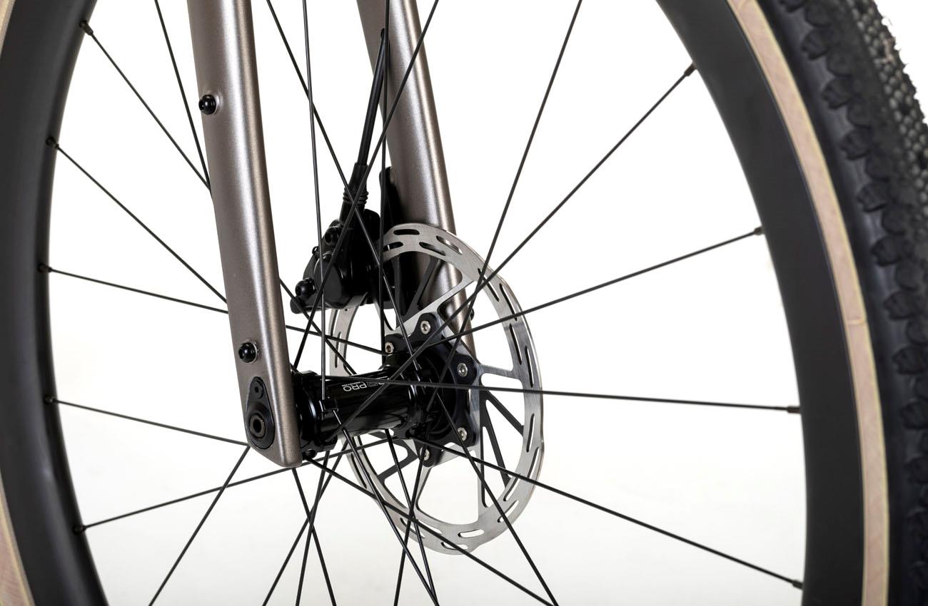 Coluer INVICTA Disc 5.7 Cycling Bike